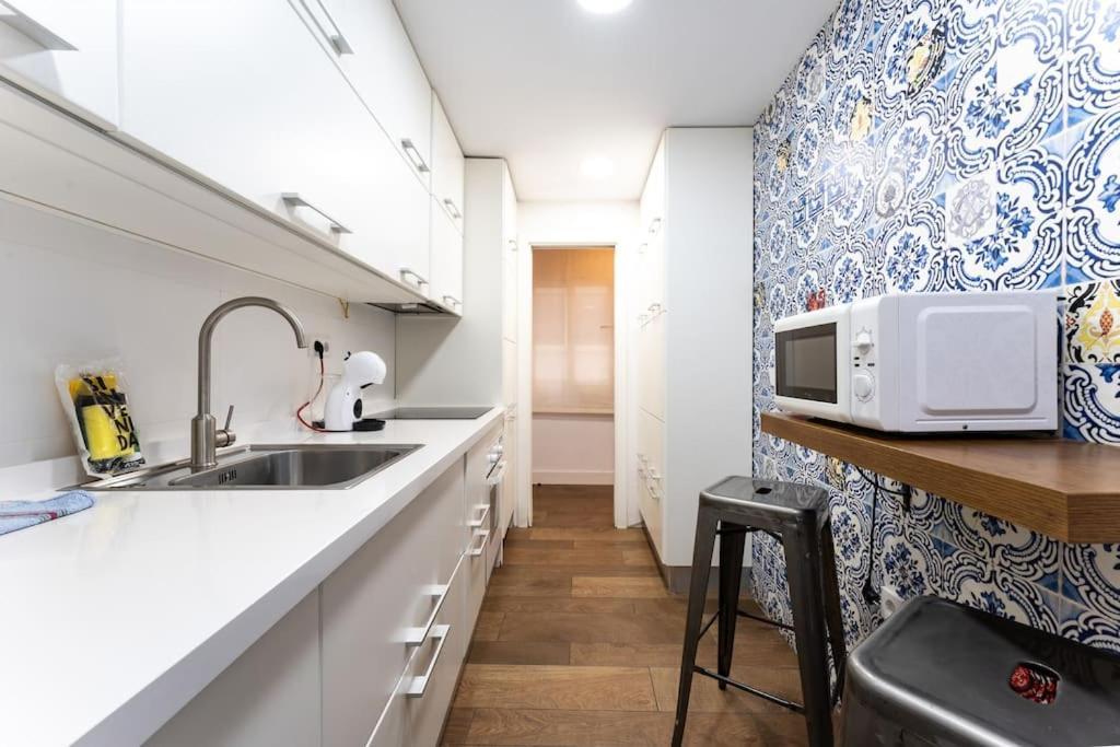 Super Central Malaga Flat With Terrace And Free Parking Kültér fotó